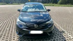 Toyota Avensis III (2009-) 2.0 D-4D Premium 2015