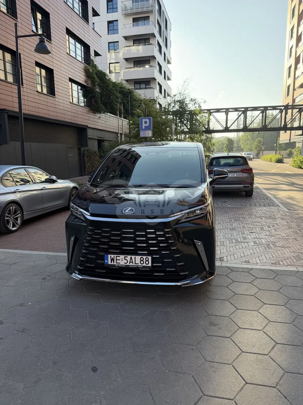Lexus LM 350h Omotenashi 2023