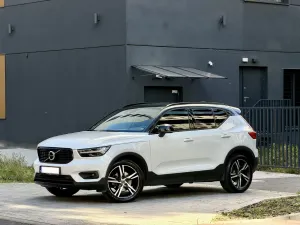 Volvo XC40 D4 AWD R-Design 2018