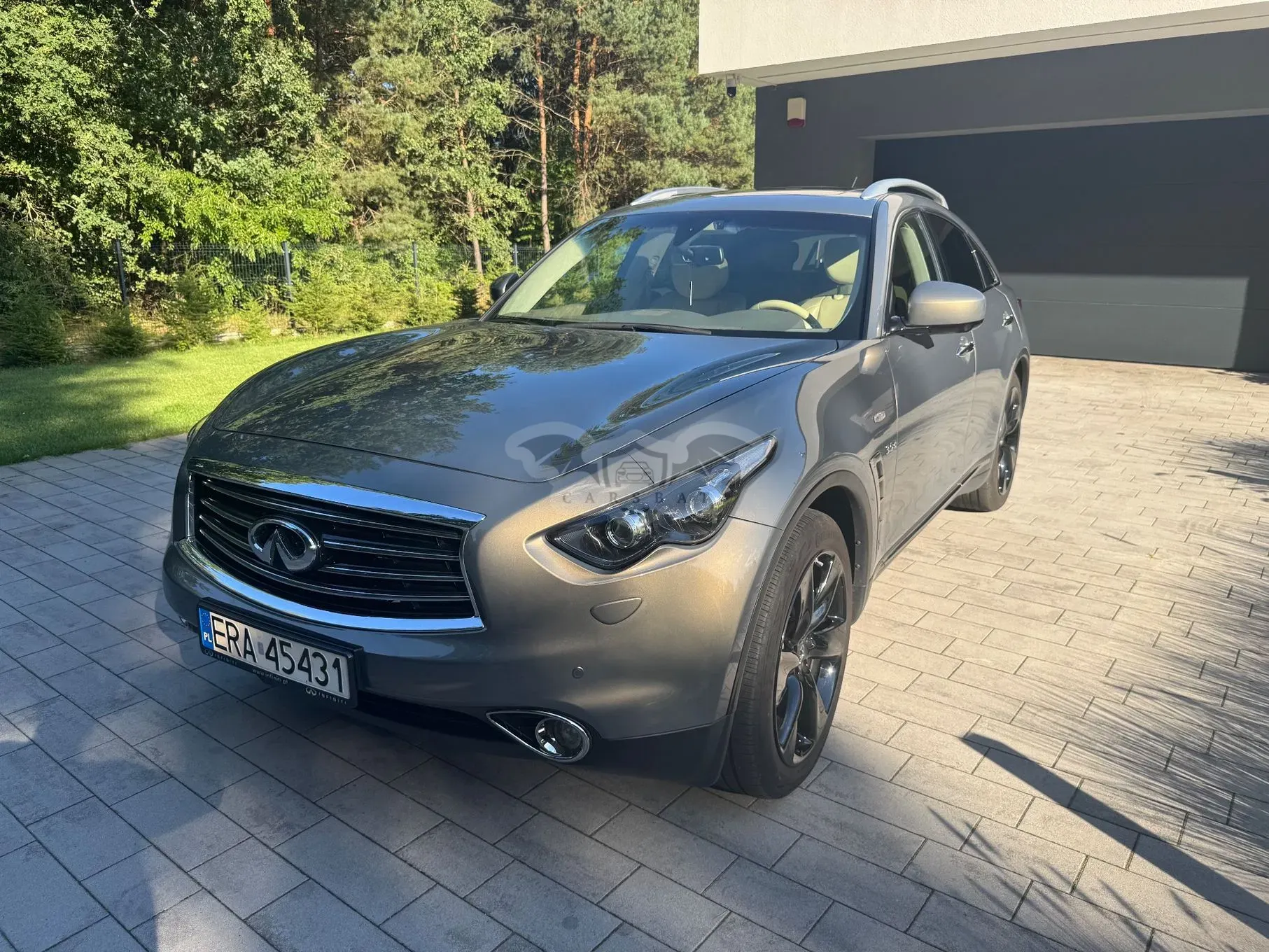Infiniti QX70 2015