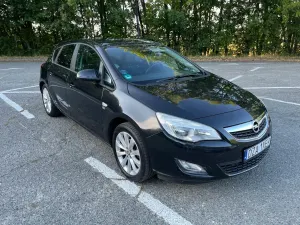 Opel Astra J (2009-2019) 1.4 T Edition 150 2012