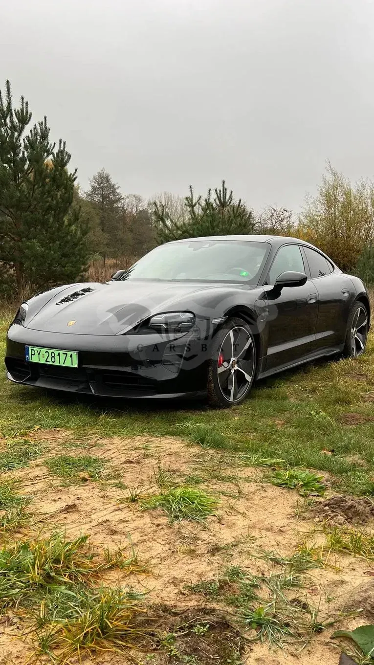 Porsche Taycan 2023