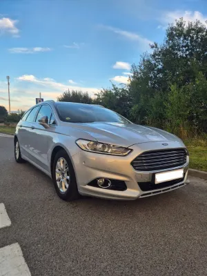 Ford Mondeo Mk5 (2014-) 2.0 TDCi ECOnetic Start-Stopp Titanium 2015