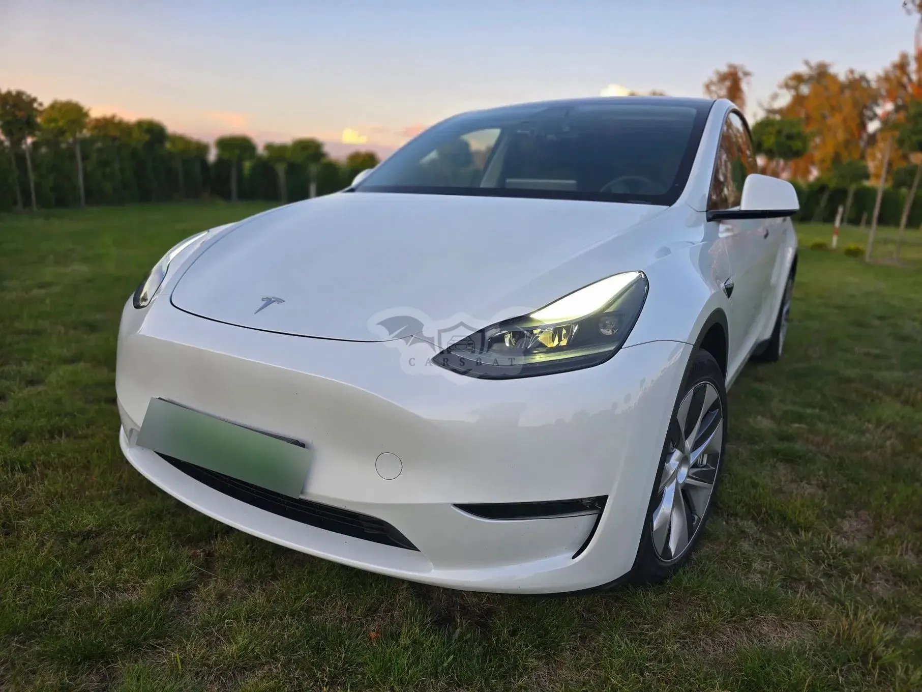 Tesla Model y 2023